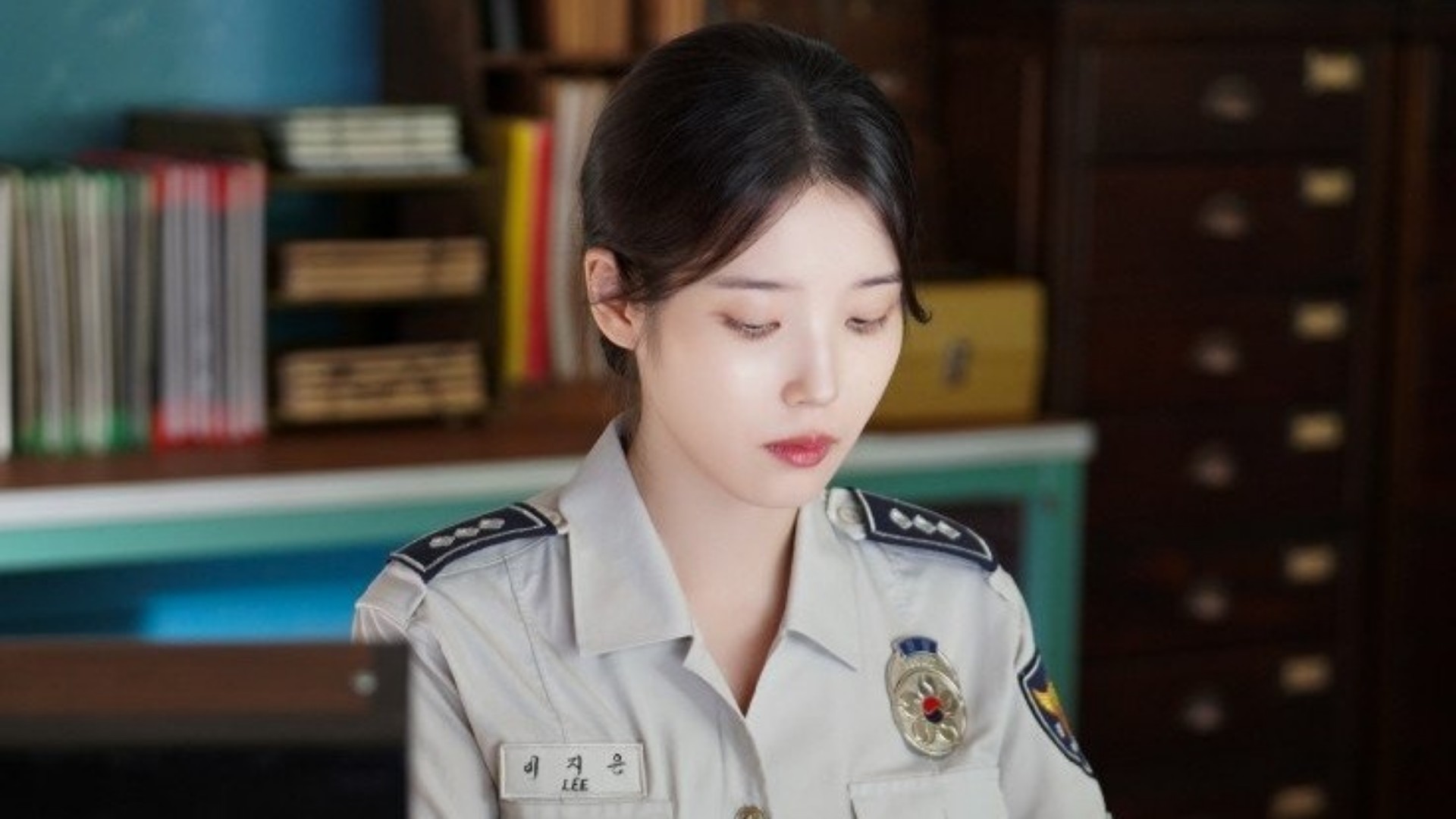 Lee (2).jpg